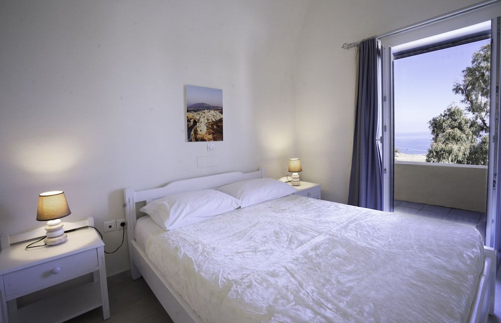 Ersi Villas Standard Double Room, 1 Double Bed, Non Smoking, Balcony 8