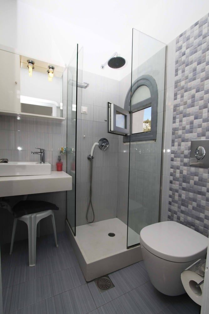 Ersi Villas Standard Double Room, 1 Double Bed, Non Smoking, Balcony 8