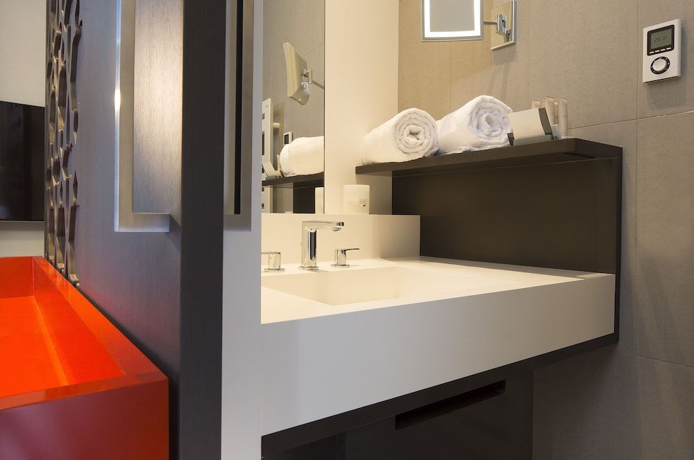 Hotel D Strasbourg Deluxe Room 6