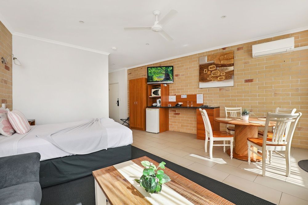 Studio, Queen, Balcony/Patio