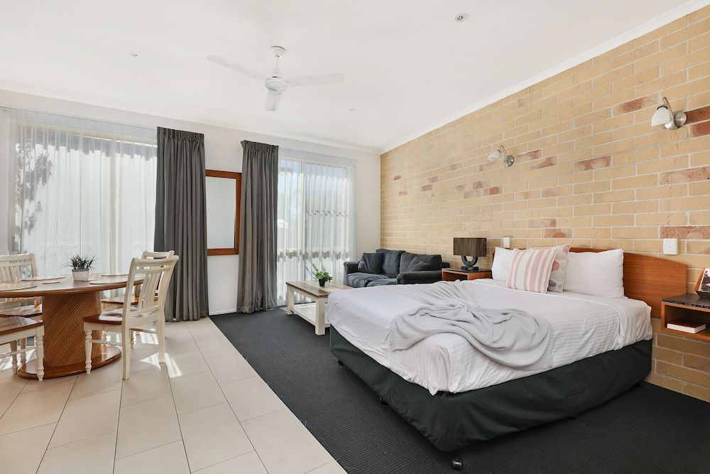 Studio, Queen, Balcony/Patio