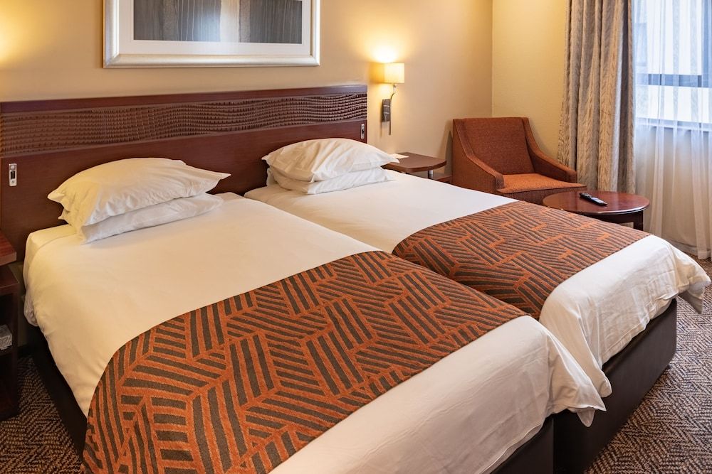 undefined City Lodge Hotel at OR Tambo International Airport 5