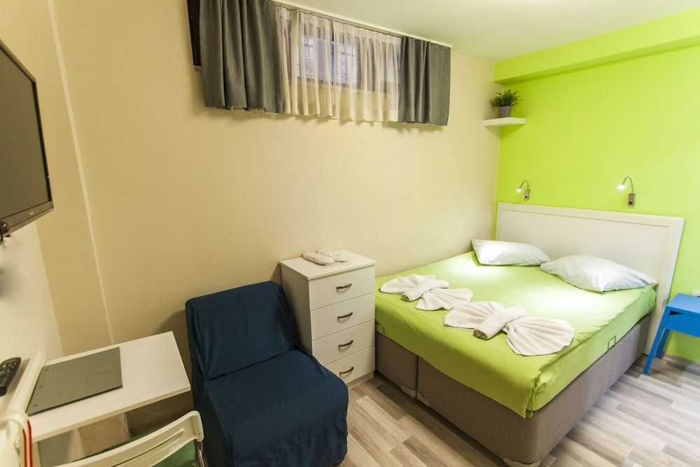 Siper Apartments Double Room, Ground Floor 4