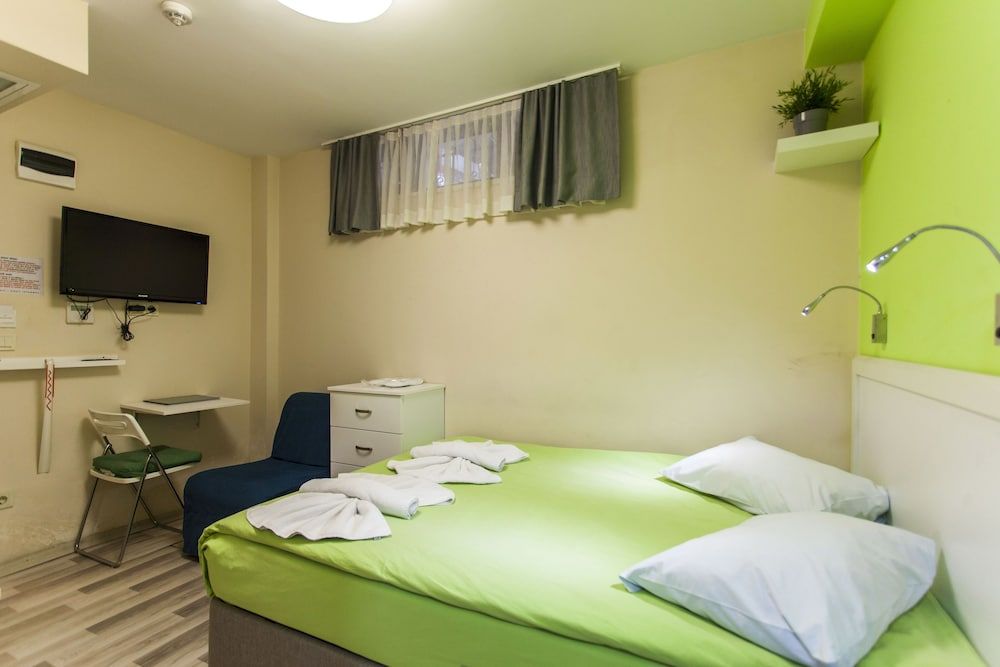 Siper Apartments Double Room, Ground Floor 8