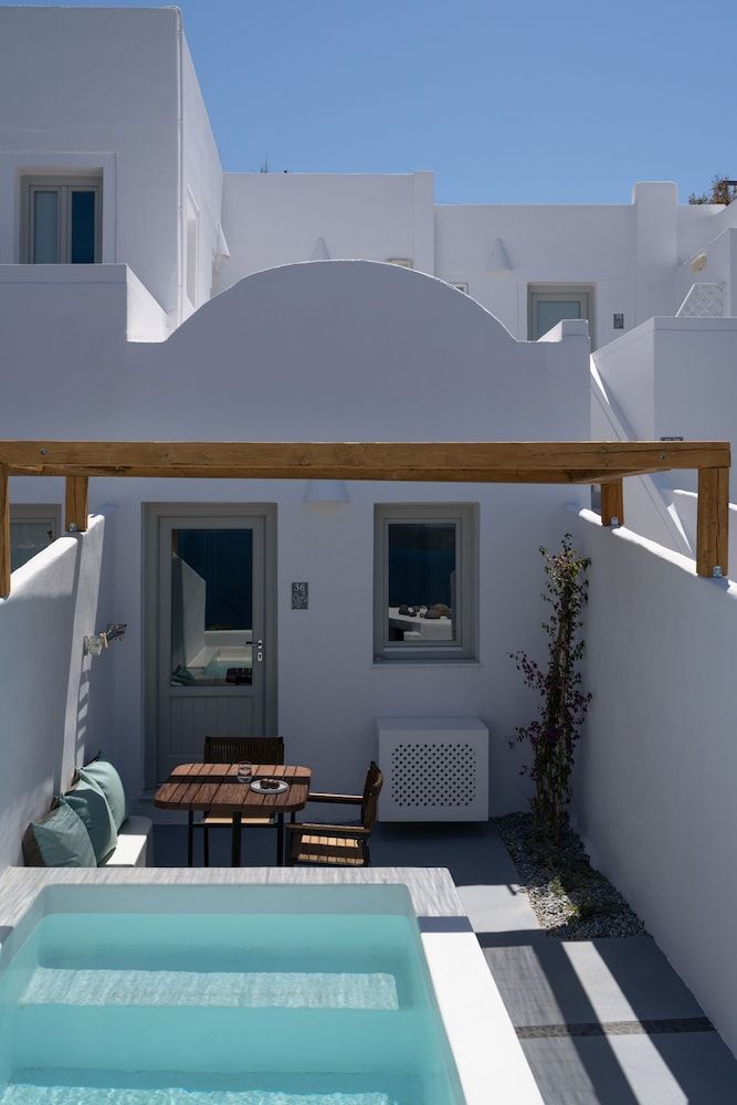 Private Pool