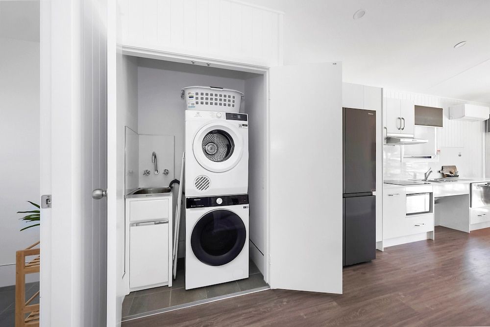 Reflections Forster Beach - Holiday Park Premium Villa Accessible - Sleeps 4 8