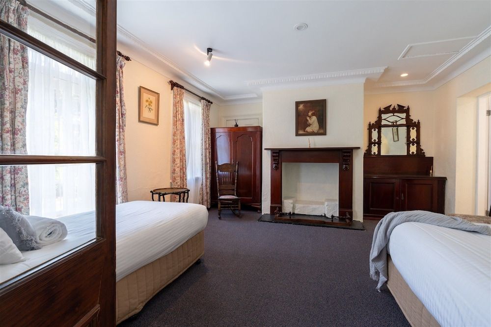 Coolangatta Estate Superior Room 3