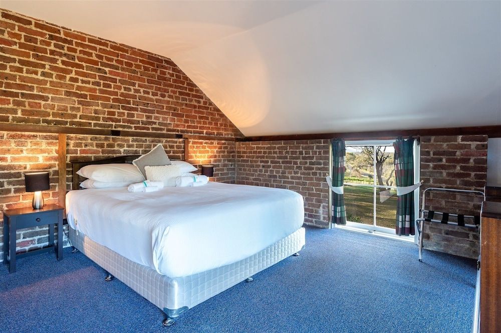 Coolangatta Estate Standard Room 6