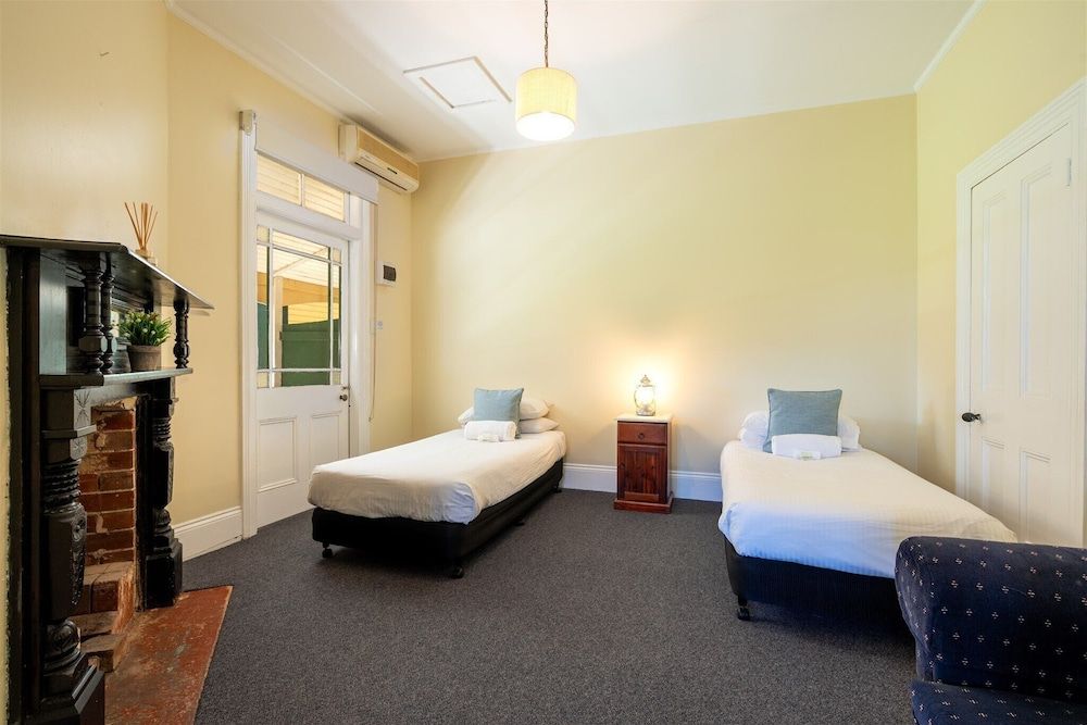 Coolangatta Estate Standard Room 9