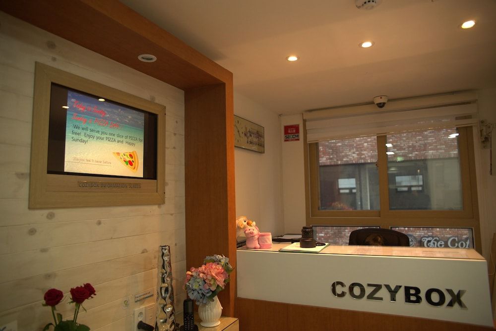 undefined Cozybox Guesthouse 6