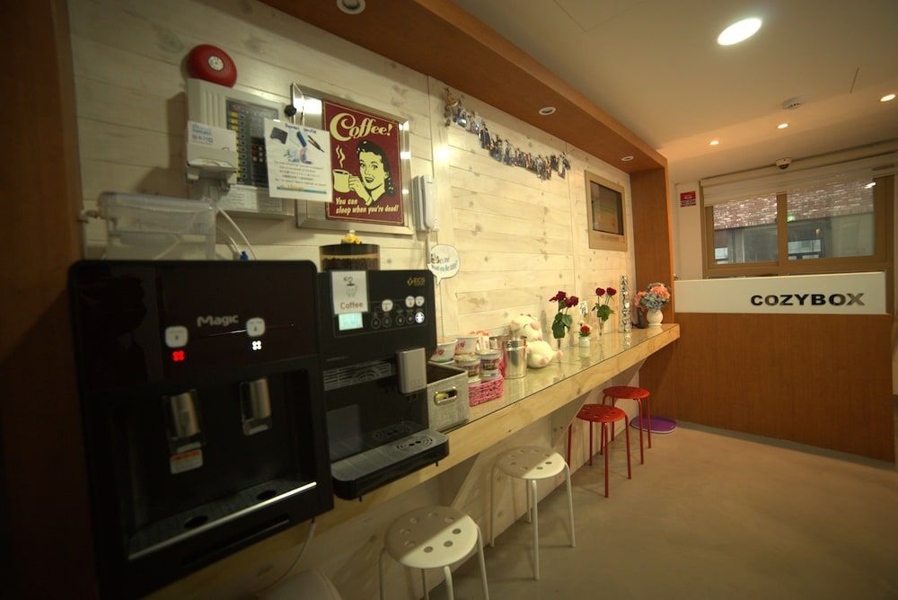 undefined Cozybox Guesthouse 2