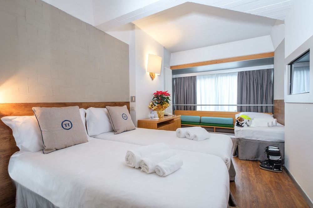 Classic Triple Room (3 adults)