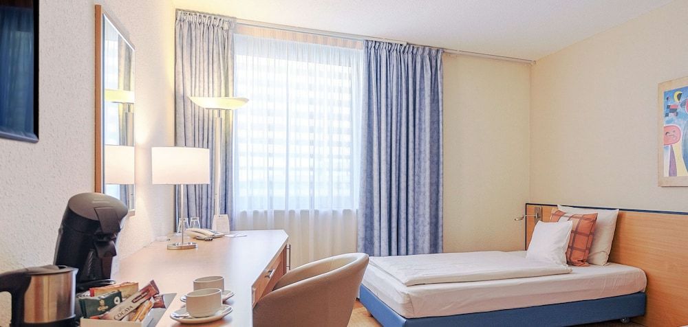 Best Western Macrander Hotel Frankfurt/Kaiserlei Business Room, 1 Twin Bed 3