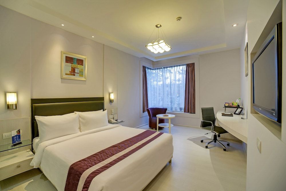 Deluxe Room, Multiple Beds