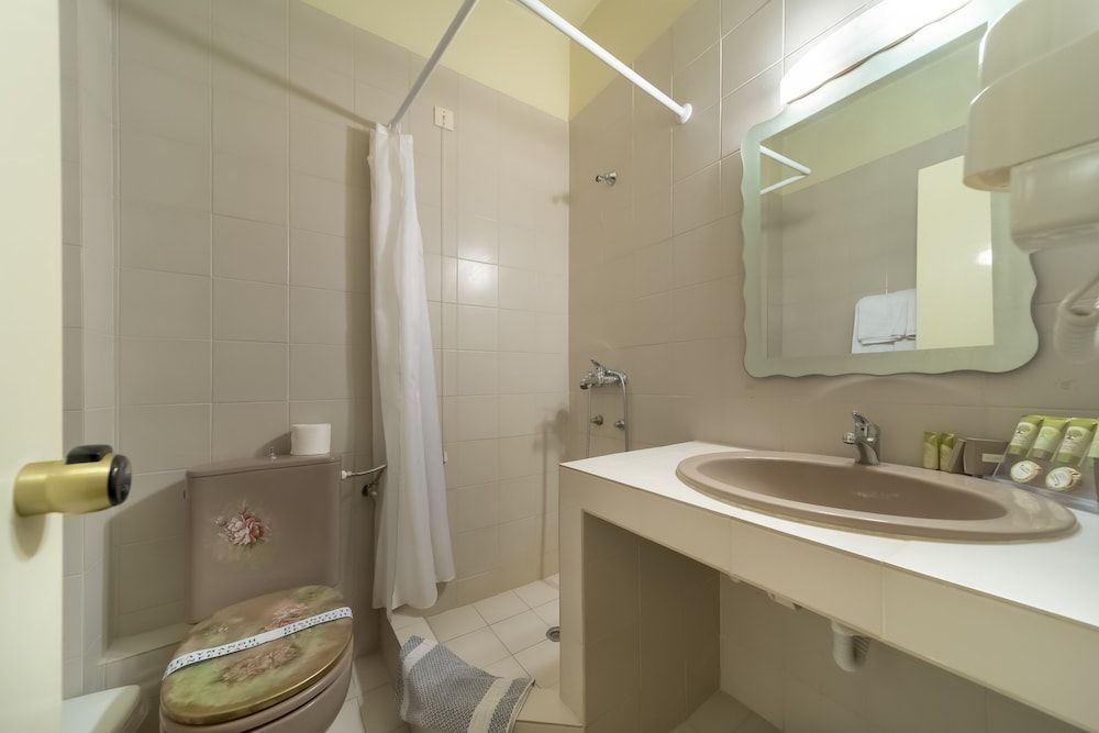 Hotel Agia Markella Classic Triple Room, Mountain View 11