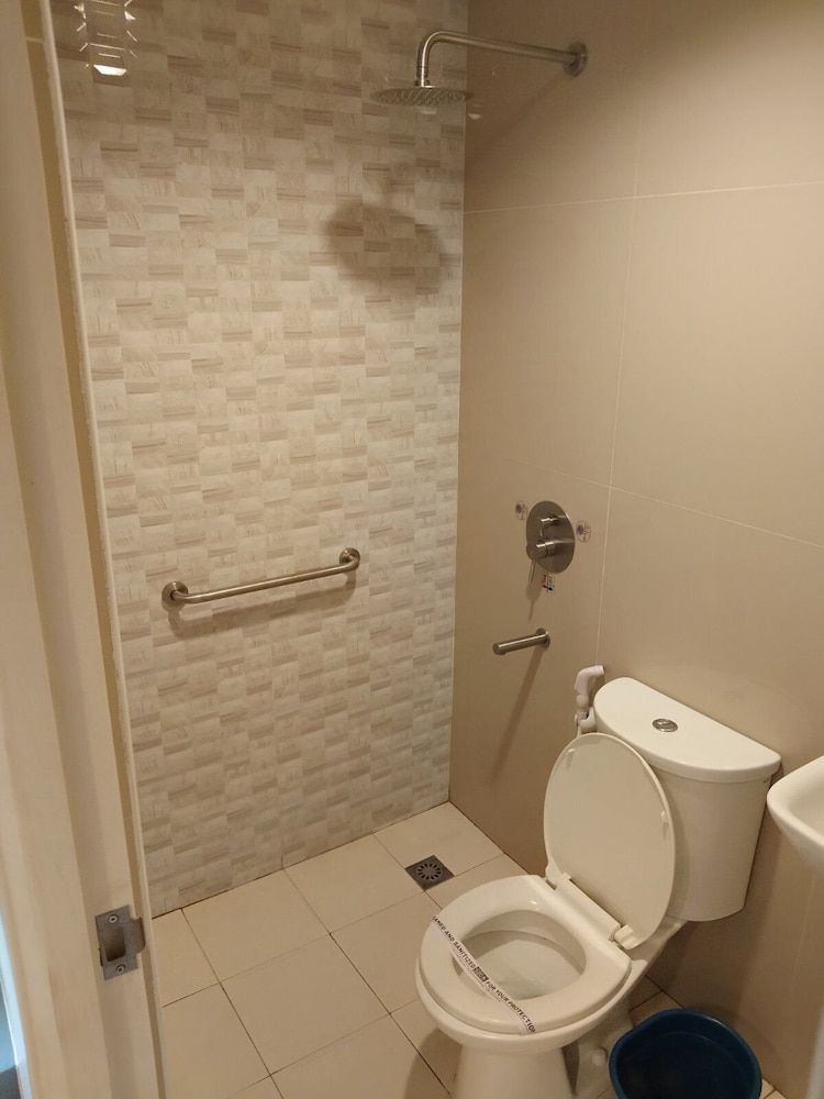 undefined Hotel Sogo Avenida 7