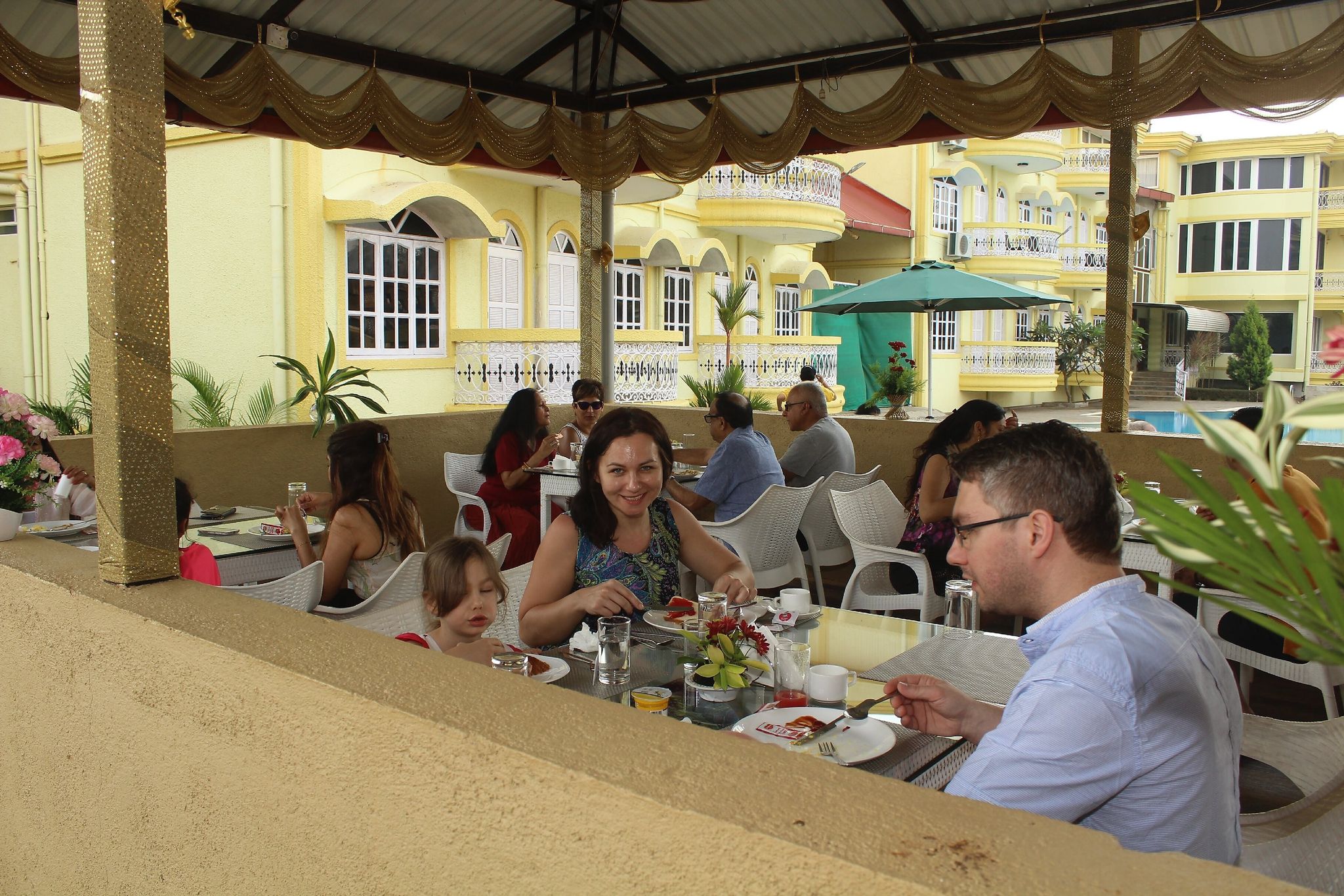 undefined Praia Do Oura 7