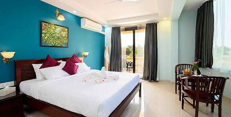 Praia Do Oura Deluxe Double Room with Garden View 3