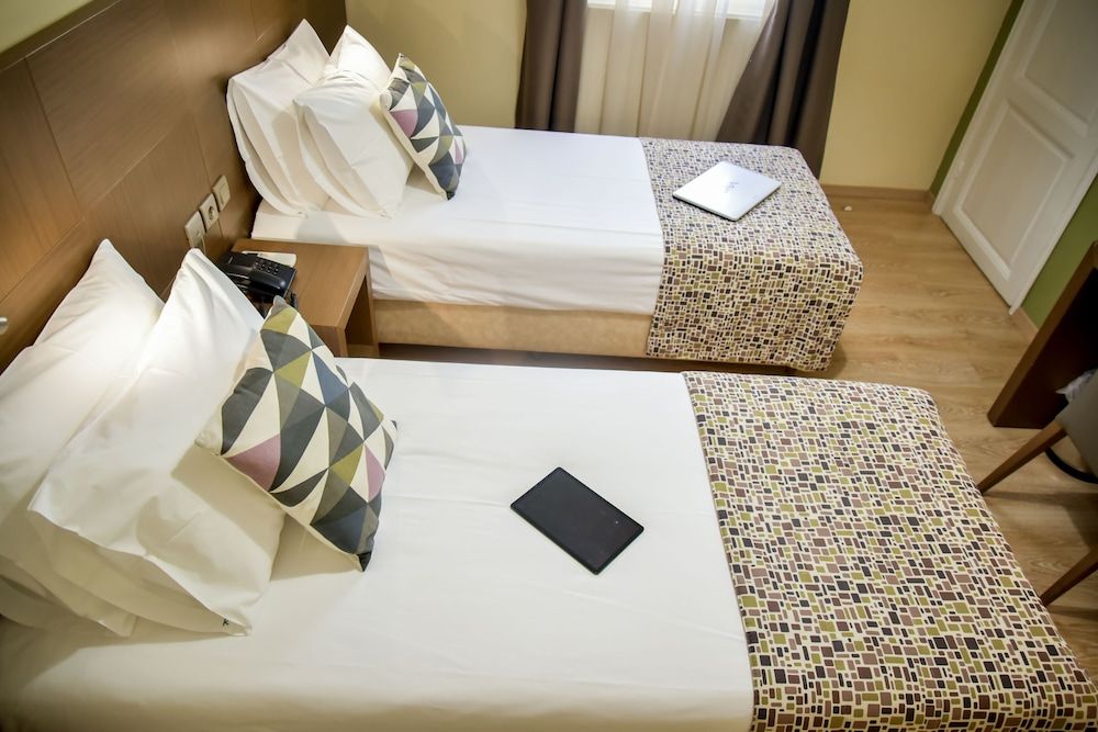 undefined Orestias Kastorias 8