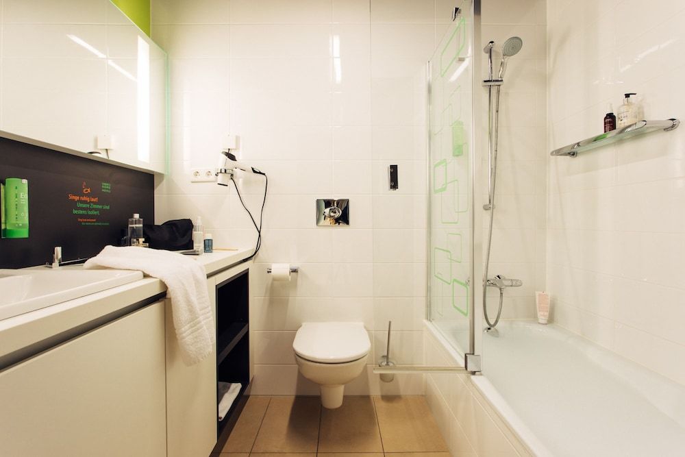 undefined harry’s home München Moosach hotel & apartments 10