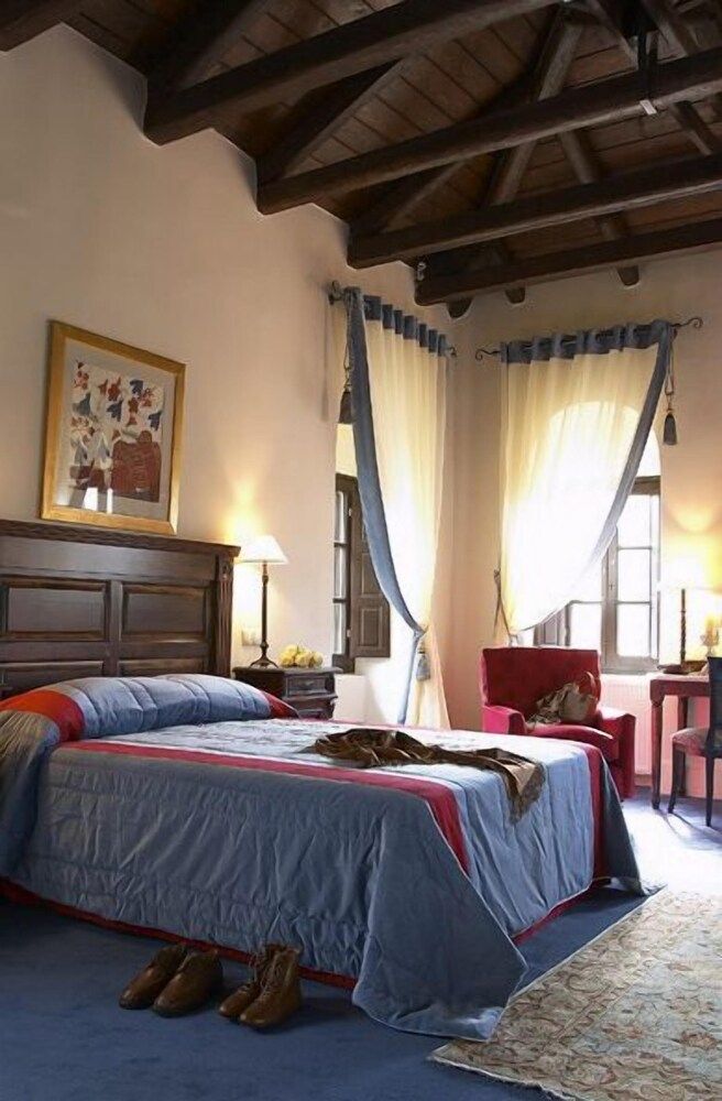 Suite (Village View)