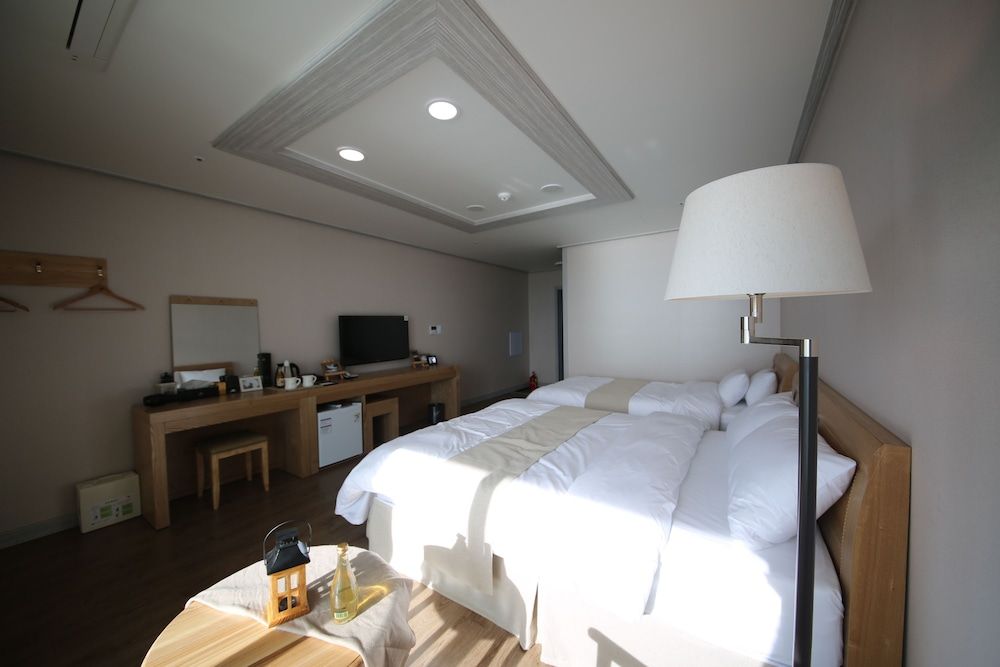 Hotel Aroha Standard Twin Room, Sea View 2