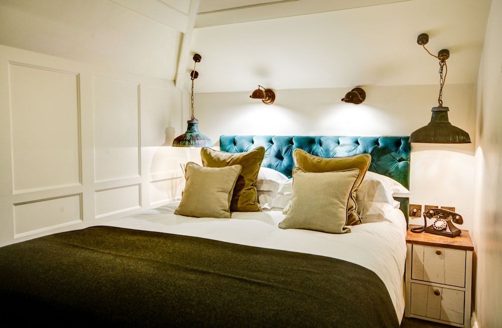 No 131 Classic Double Room 2