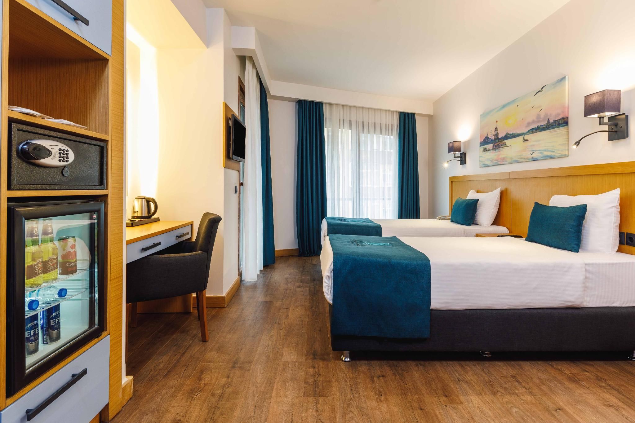 Deluxe Twin Room with Balcony