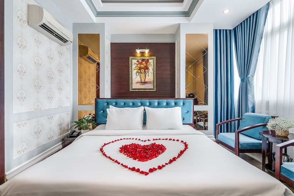 Angel Hotel Da Nang Deluxe Double Room, City View 5