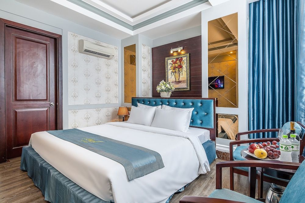 Angel Hotel Da Nang Deluxe Double Room, City View 8
