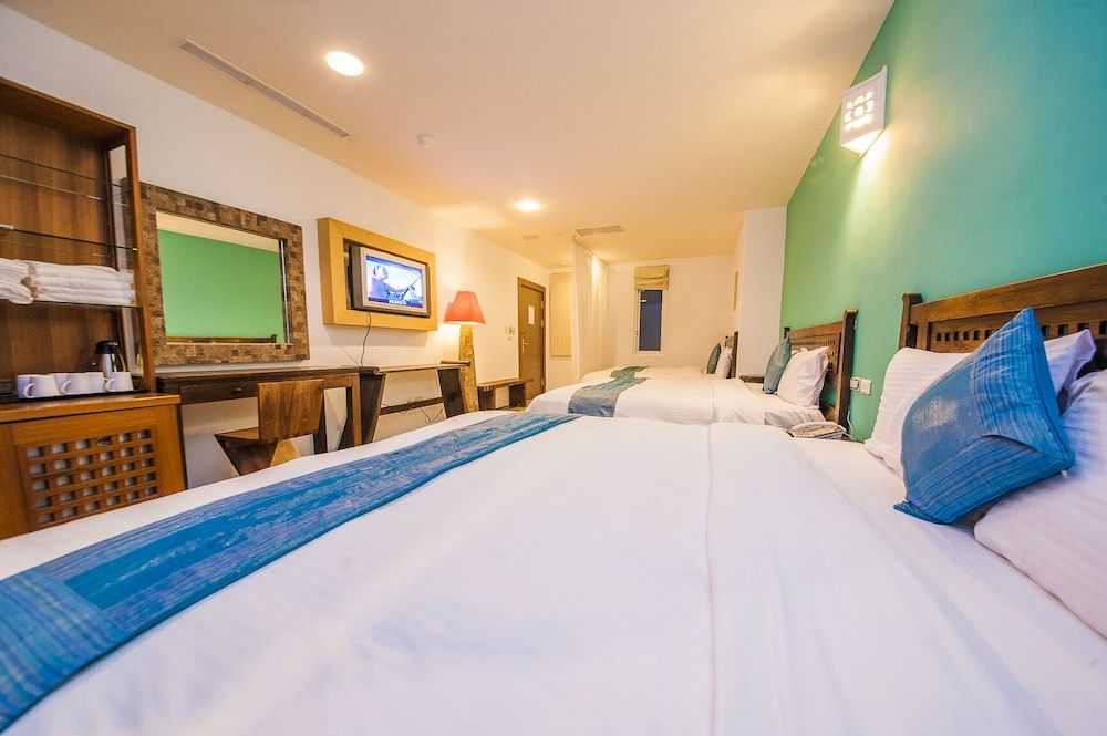 Family Room, Balcony, Mountain View