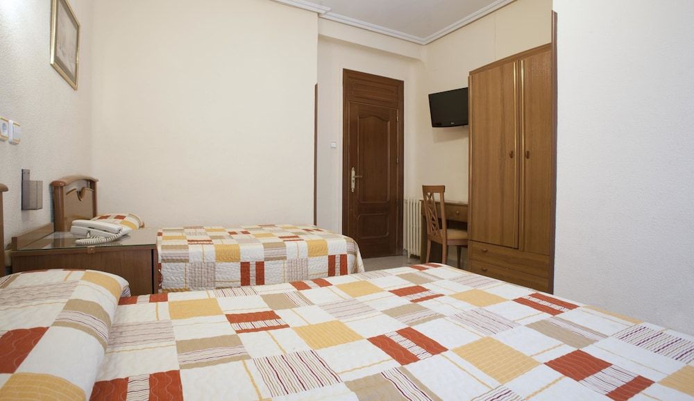 undefined Hostal Maria Luisa 9