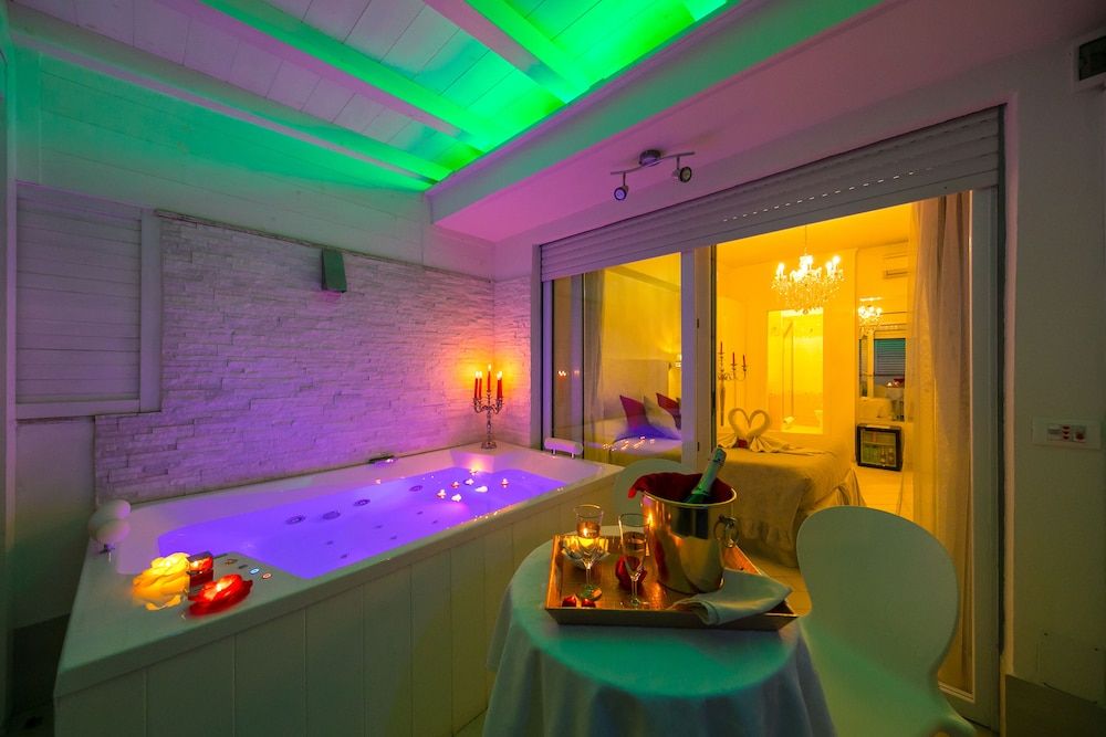 undefined Suites Roma Tiburtina