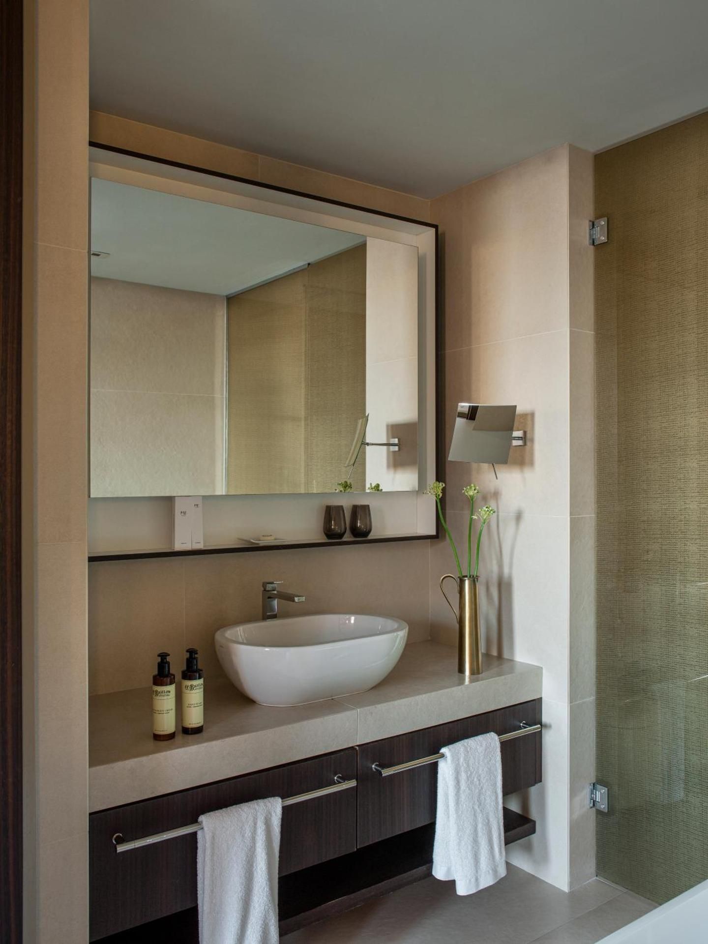 SUPERIOR ME EXTRA SPACE