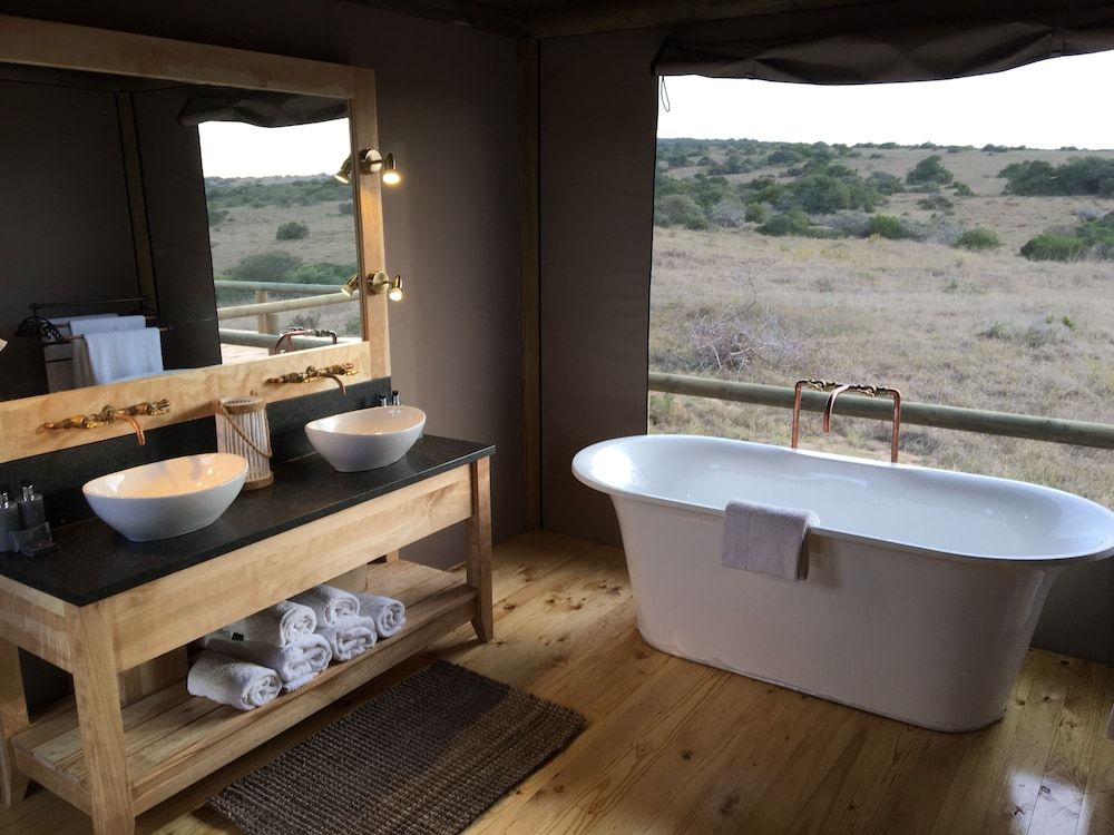 Hlosi Game Lodge - Amakhala Game Reserve Luxury Tent, 2 Bedrooms 10