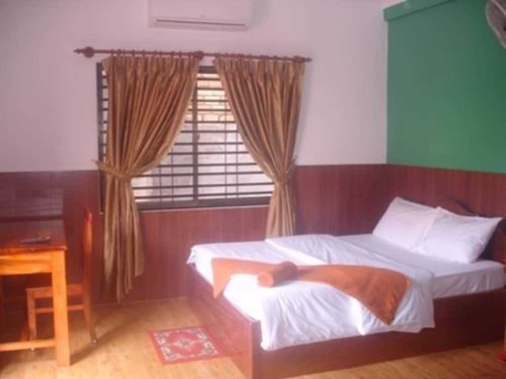Single Room (with FAN)