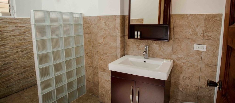 Hôtel Restaurant Cyvadier Plage Junior Suite, 1 Queen Bed 7