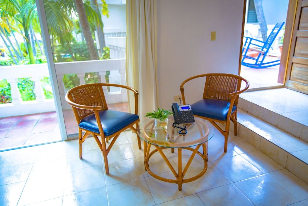 Hôtel Restaurant Cyvadier Plage Room, 1 Queen Bed (with Air Conditioning) 4