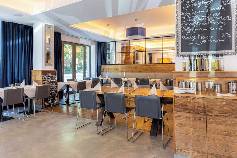 undefined Bayer 89 Vi Vadi Hotel 8