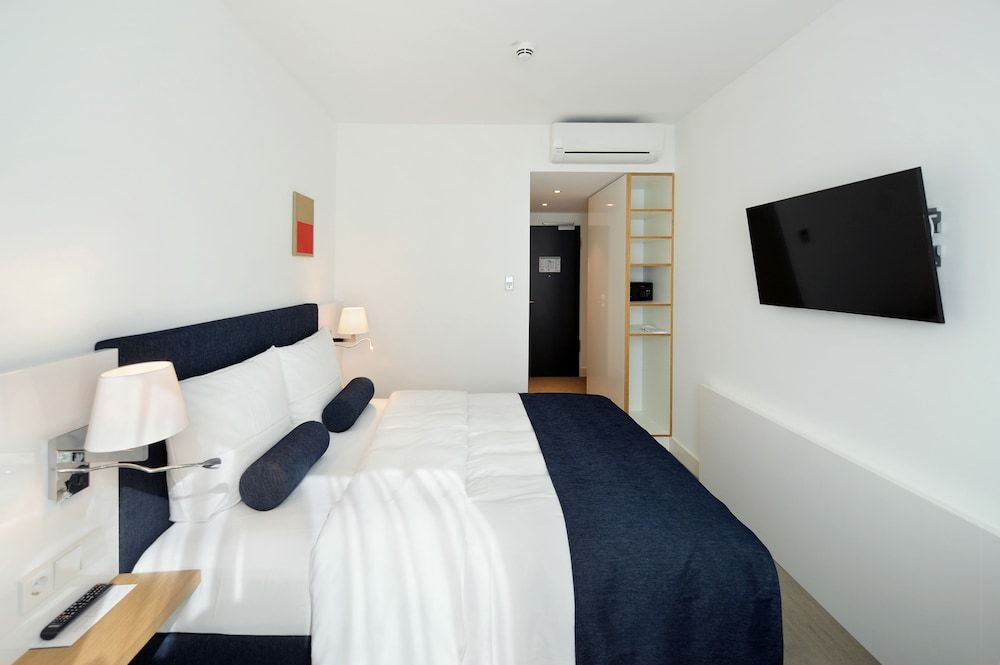 Bayer 89 Vi Vadi Hotel Double Room