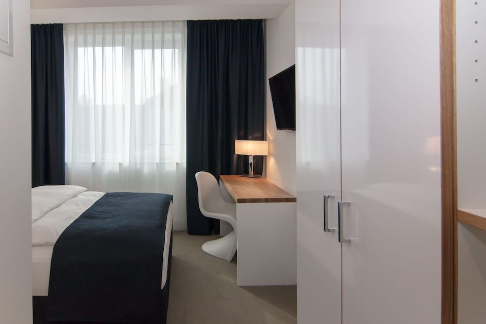 Bayer 89 Vi Vadi Hotel Double Room 3