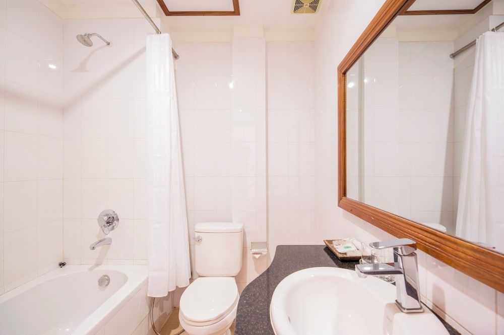 Kouprey Hotel Superior Twin Room, City View 5