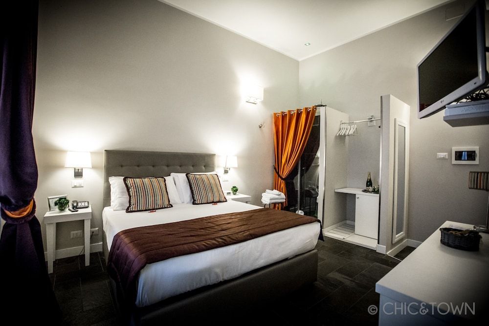 undefined Chic & Town Luxury Rooms