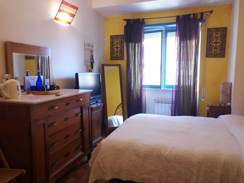 B&B Bio Triple Room, Private Bathroom 3