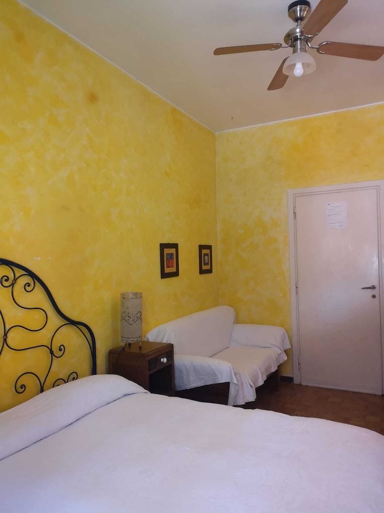 B&B Bio Triple Room, Private Bathroom 4