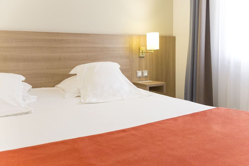 Junior Suite, 1 King Bed, Smoking