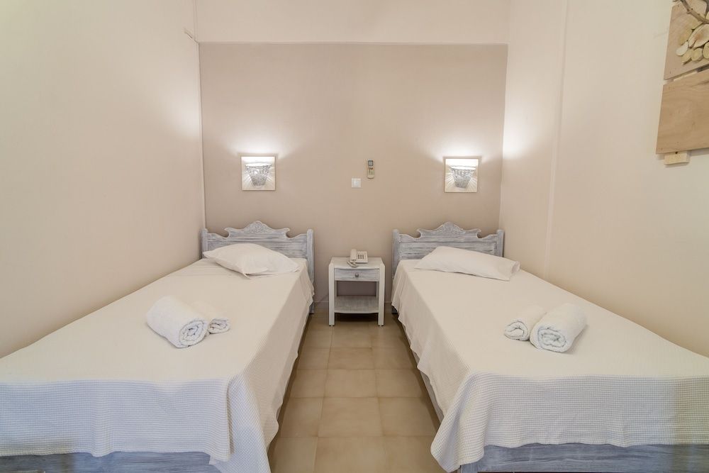 Hotel Amaryllis Economy Room