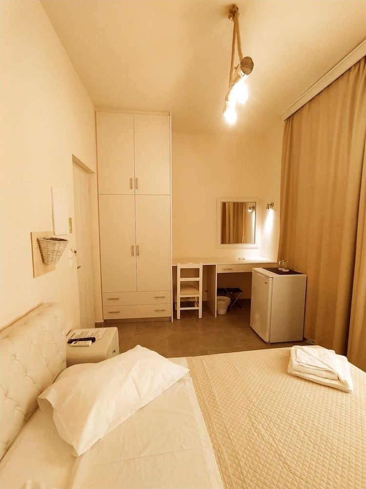 Hotel Amaryllis Economy Room 4