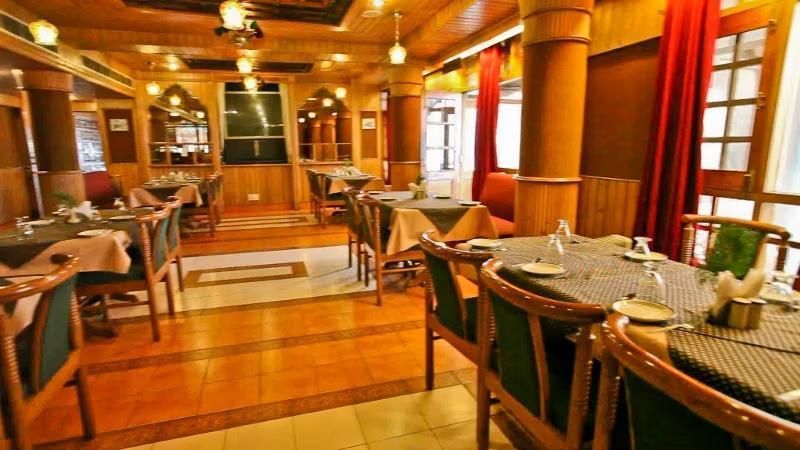 Food & Dining