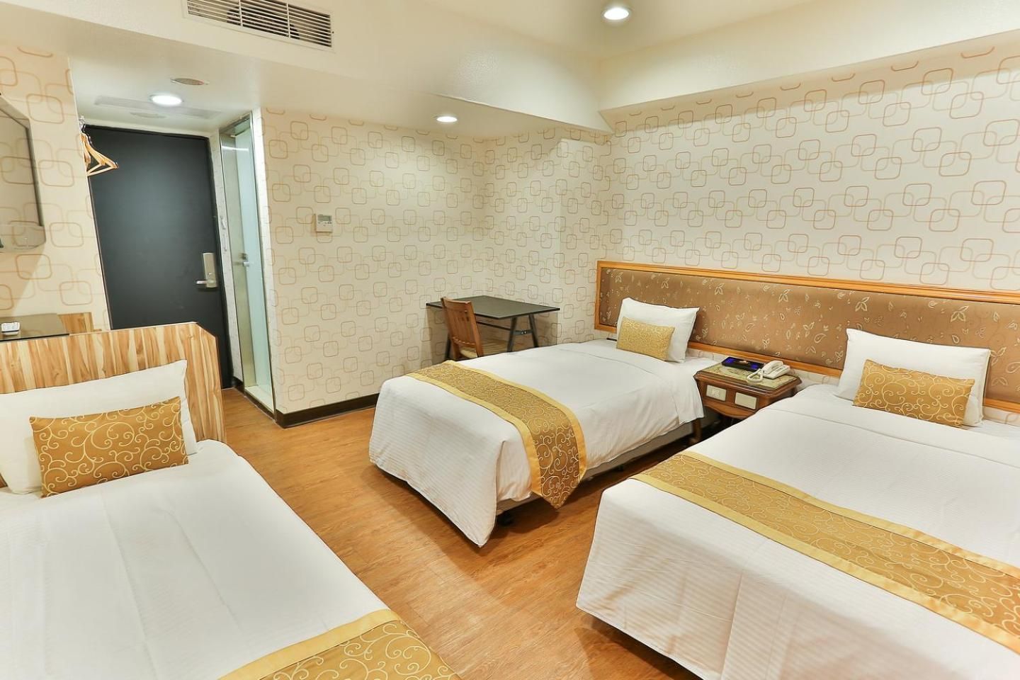 undefined City Hotel Taipei 10
